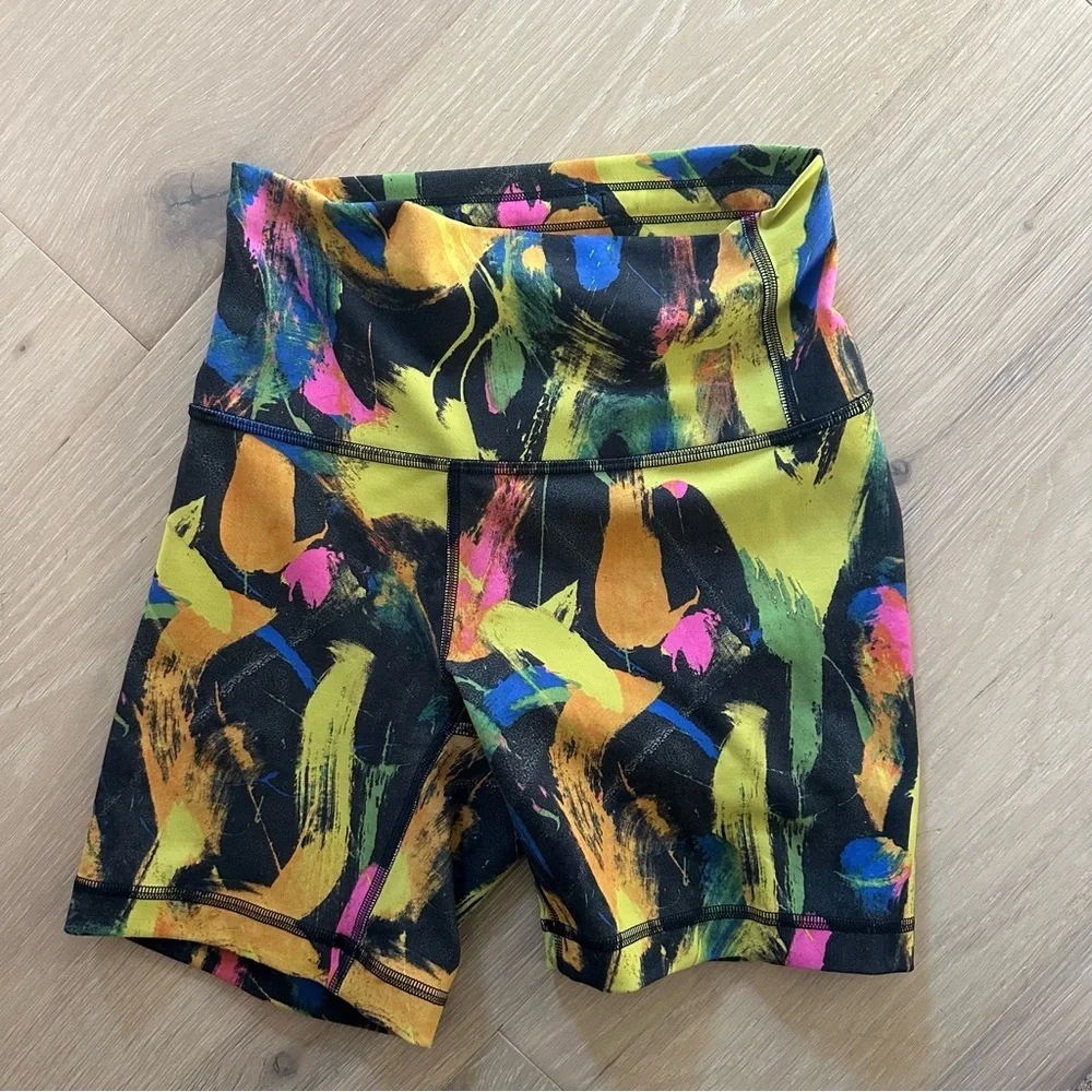 Lululemon Wunder Train High-Rise Biker Short 6